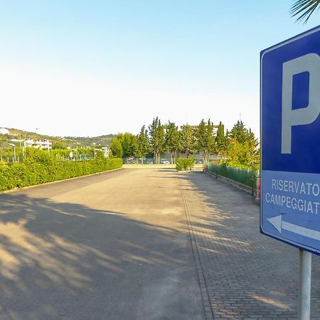 Camping & Residence Il Pioppeto ヴァスト エクステリア 写真